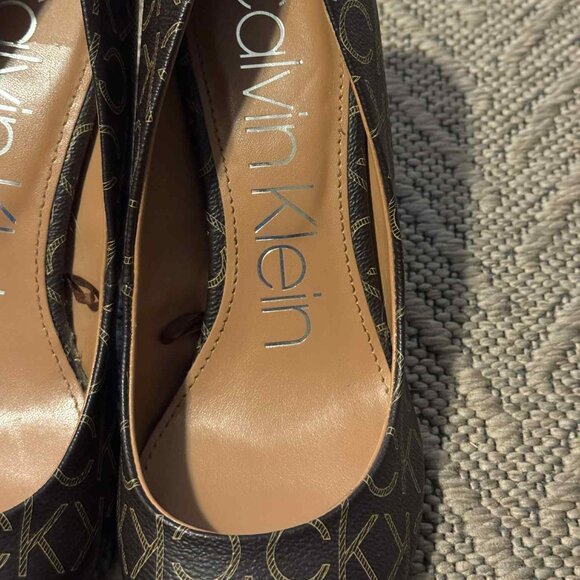 Calvin Klein Heels Pumps Size 8.5 EUC Giana Heels - Picture 7 of 11